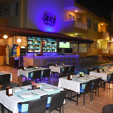 Club Ako 아파트 말마리스